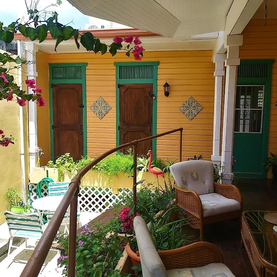 Cozy Nest Apartment Guayama